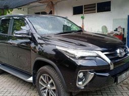 Toyota Fortuner VRZ 2017 Hitam 3