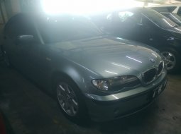 Jual mobil bekas BMW 3 Series 318i 2004 3