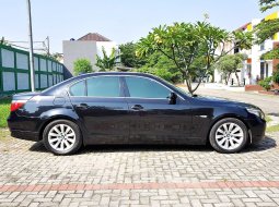 Jual Mobil BMW 5 Series 530i 2006 8