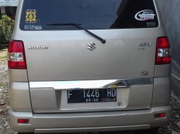 Jual mobil Suzuki APV X 2005 3