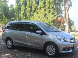 Jual mobil Honda Mobilio 1.5 E MT 2016 bekas murah 9