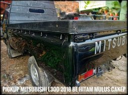 Mitsubishi L300 () 2018 kondisi terawat 6