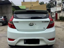 Hyundai Grand Avega 2012 terbaik 2