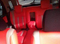 2010 Suzuki SX4 dijual 2