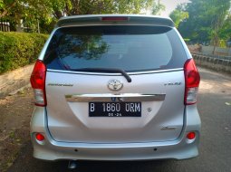 Mobil Toyota Avanza Veloz 1.5 2014 dijual  8