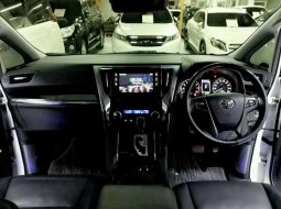 Toyota Vellfire G 2018 harga murah 4