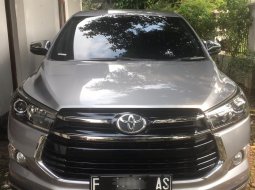 Jual mobil Toyota Innova Venturer 2017 1