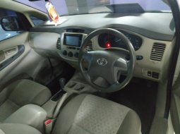 Jual mobil Toyota Kijang Innova 2.0 G 2014 dengan harga terjangkau 5