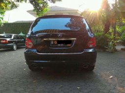 Mercedes-Benz R-Class () 2008 kondisi terawat 3