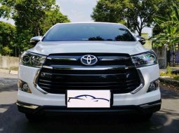 Toyota Venturer  2017 harga murah 8