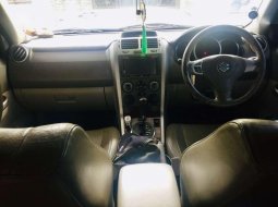 2007 Suzuki Grand Vitara dijual 7