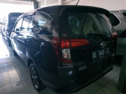 Jual mobil Daihatsu Sigra R 2017 terbaik 5