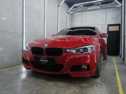 Jual BMW 3 Series 328i Sport 2013/2014 harga terjangkau 2