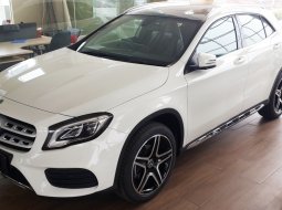 Jual cepat Mercedes-Benz GLA 200 AMG Promo GIIAS 2019  2