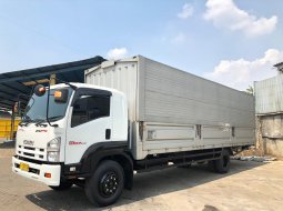 Jual mobil Isuzu Giga Engkel FTR90S Wingbox Hidrolik JUMBO 2017 bekas 9