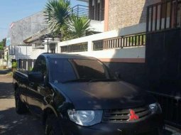 Mitsubishi Triton  2013 Hitam 3