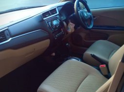 Jual Honda Brio Satya E 2017 mobil bekas murah  4