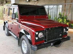 2016 Land Rover Defender dijual 6