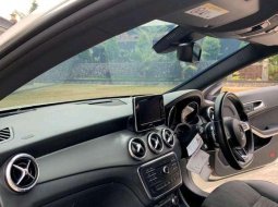 Mercedes-Benz CLA (200) 2015 kondisi terawat 5