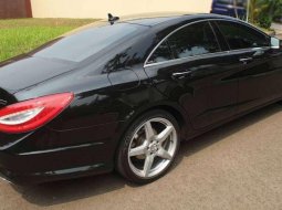 Mercedes-Benz CLS 2012 terbaik 5