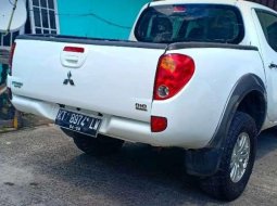 Jual model Mitsubishi Triton 2014 bekas 5