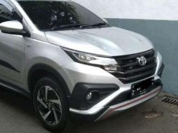 Jual model bekas murah Toyota Rush 2019 6