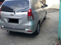 Jual mobil bekas murah Daihatsu Xenia R 2012 6