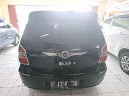 Mobil Nissan Grand Livina XV MT 2012 dijual  3