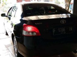 Jual mobil Toyota Limo 2008 dengan harga terjangkau 2