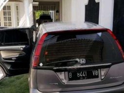 Jual model Honda Stream 2.0 2006 bekas 5