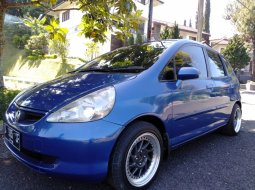 Jual mobil bekas murah Honda Jazz i-DSI 2005 di Jawa Barat  1