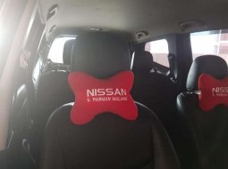 Mobil Nissan Grand Livina 2015 Highway Star Autech dijual 1