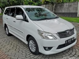 Jual mobil Toyota Kijang Innova V 2012 harga terjangkau di DI Yogyakarta 2