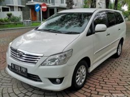 Jual mobil Toyota Kijang Innova V 2012 harga terjangkau di DI Yogyakarta 3