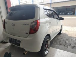 Jual mobil Daihatsu Ayla X 1.0 2014 harga murah di Jawa Barat 1