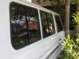 DIY Yogyakarta, Toyota Kijang 1989 kondisi terawat 5