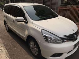 Mobil Nissan Grand Livina 2015 SV dijual, Jawa Tengah 7