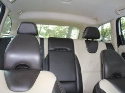 Mobil Volvo XC60 T5 2011 dijual, DKI Jakarta 8