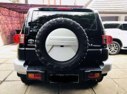 Jual mobil Toyota FJ Cruiser 2012 bekas, Jawa Barat 2