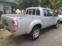 Mobil Mazda BT-50 2.5 Middle 2012 terawat di Riau 3