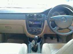 Jawa Barat, Chevrolet Optra LS 2003 kondisi terawat 6