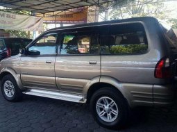 Mobil Isuzu Panther 2011 TOURING terbaik di Jawa Tengah 2