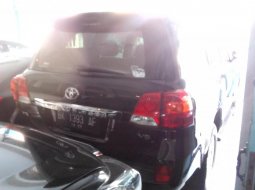 Jual Toyota Land Cruiser V8 4.7 2013 harga murah di Sumatra Utara 1