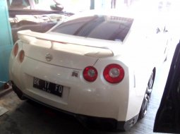 Mobil Nissan GT-R R35 2011 terbaik di Sumatra Utara 1