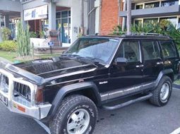 Jual Jeep Cherokee 2000 harga murah di Bali 1