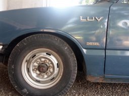 Jawa Tengah, Jual mobil bekas Chevrolet Luv 2.0 1981 dengan harga murah  3