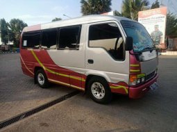 Jual Isuzu Elf NKR 2009 harga murah di Jawa Timur 2