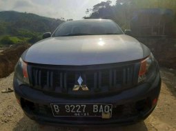 Sumatra Barat, Mitsubishi Triton 2016 kondisi terawat 1
