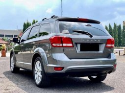 Mobil Dodge Journey 2012 SXT Platinum terbaik di DKI Jakarta 8