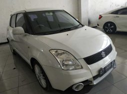 Jual mobil Suzuki Swift GT 2010 bekas di DIY Yogyakarta 1